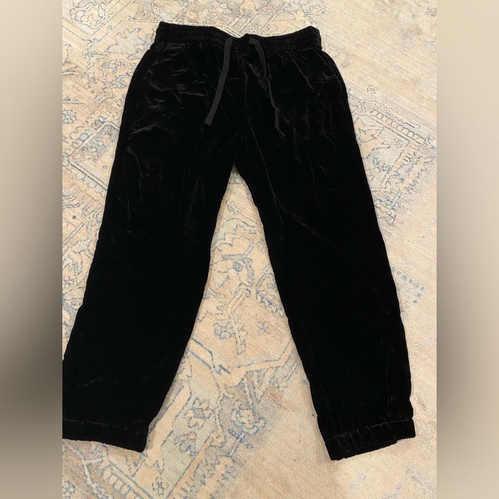 JCREW black velvet joggers, size 12, never worn with tags